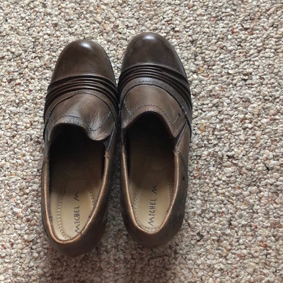 Ankle booties - Picture 1 of 3